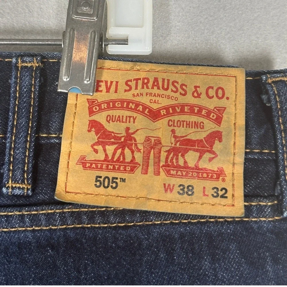 Levis levis 505